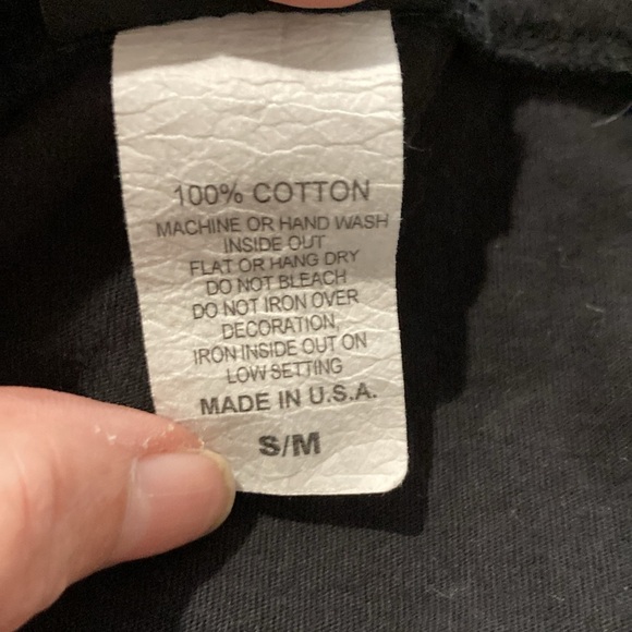 La Renyna ~ Aka: The Queen : Vintage playing card  Black V T-Shirt Retro style - Picture 5 of 8